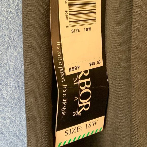 Ladies long blackskirt - Picture 5 of 5